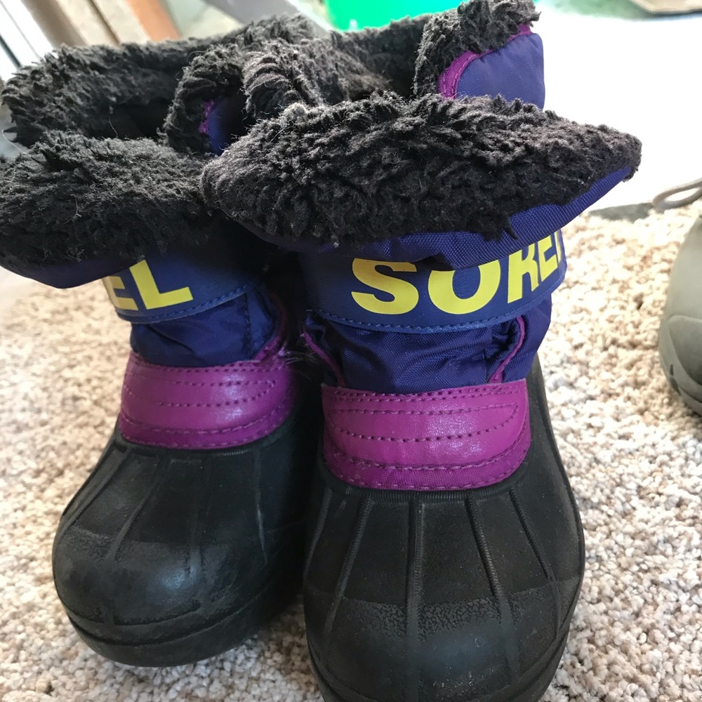 Kids snow boots